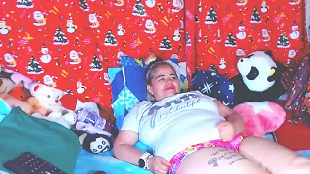 Snapshot of estrellita_fugaz16x chatting on 12, 2, 2026 estrellita fugaz16x online show from 12, 2, 2026