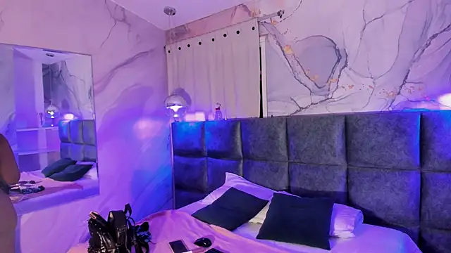 Maddysex  online show from 18, 9, 2025