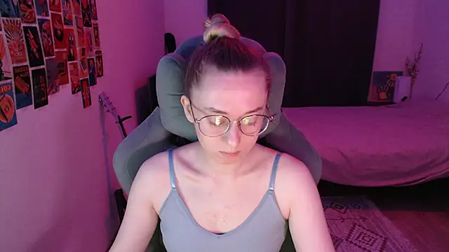 AnabelFrel online show from 12, 3, 2026