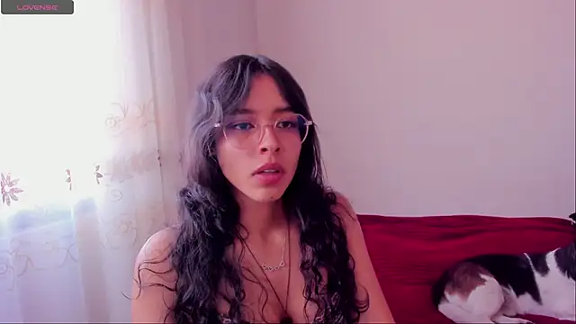 Snapshot of aluna_0310 chatting on 4, 12, 2024 aluna 0310 online show from 4, 12, 2024