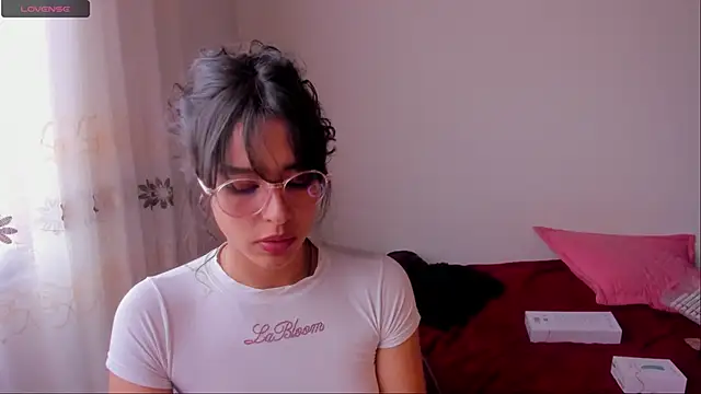 Snapshot of aluna_0310 chatting on 9, 12, 2024 aluna 0310 online show from 9, 12, 2024