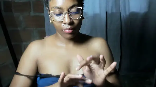 Snapshot of thaimy_ chatting on 18, 6, 2026 thaimy online show from 18, 6, 2026