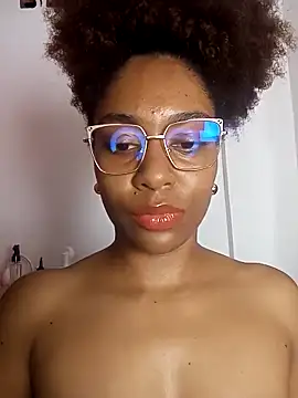 thaimy  online show from 11, 4, 2026