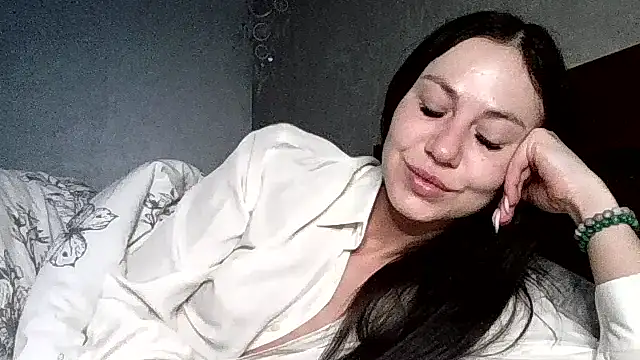 Snapshot of JulianaGold1 chatting on 20, 2, 2026 JulianaGold1 online show from 20, 2, 2026