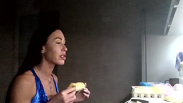 Snapshot of JulianaGold1 chatting on 14, 9, 2025 JulianaGold1 online show from 14, 9, 2025