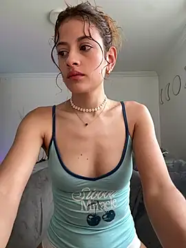 alana15 online show from 10, 5, 2026