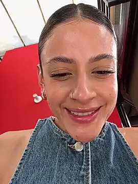 alana15 online show from 7, 3, 2026