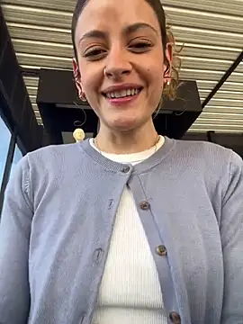 alana15 online show from 2, 10, 2025