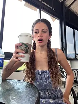 alana15 online show from 9, 3, 2025