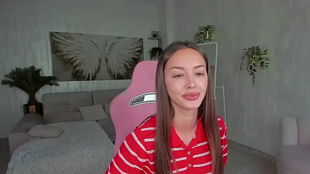 Snapshot of TiffanyHouston_ chatting on 6, 5, 2026 TiffanyHouston online show from 6, 5, 2026