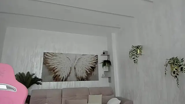 TiffanyHouston  online show from 11, 1, 2026