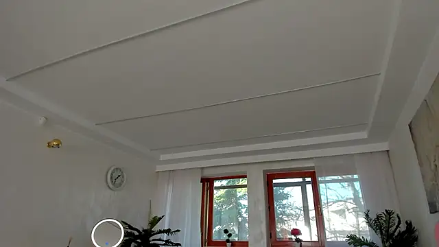 TiffanyHouston  online show from 7, 3, 2025