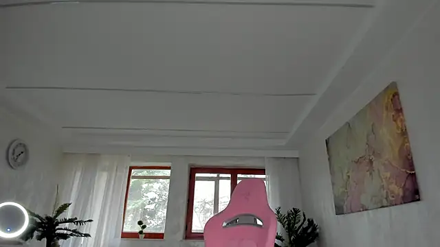 TiffanyHouston  online show from 17, 3, 2025