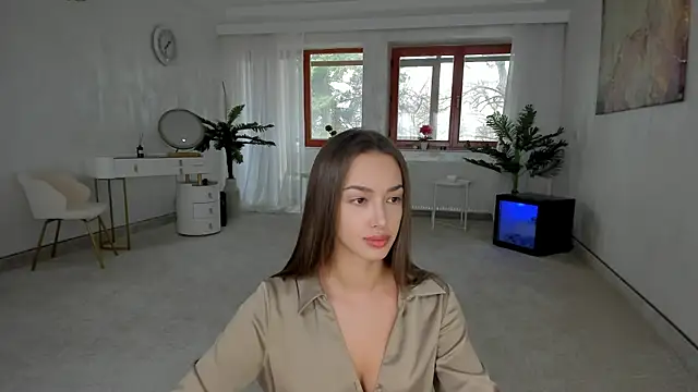 TiffanyHouston  online show from 27, 1, 2025