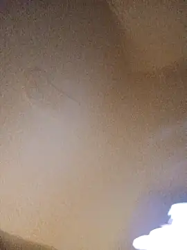 BunnyandClydeDk online show from 2, 2, 2025