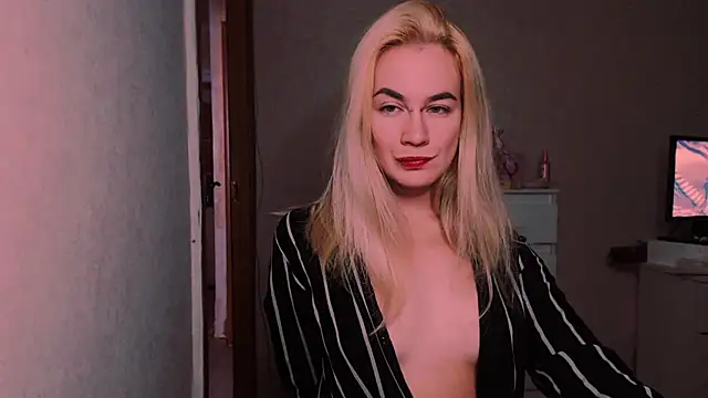 xxxcharismaaa online show from 10, 10, 2025