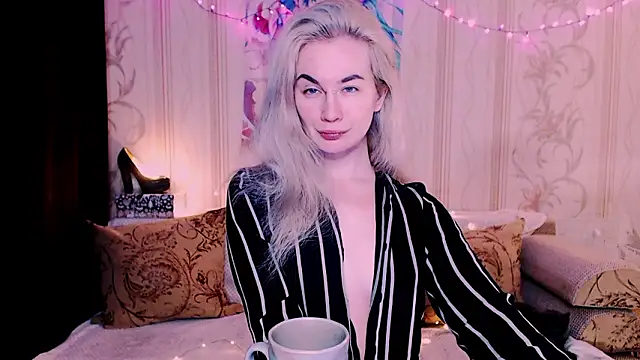 xxxcharismaaa online show from 28, 2, 2026