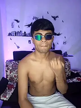 pinedasex777 online show from 5, 3, 2025