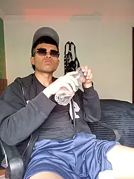 pinedasex777 online show from 6, 11, 2025