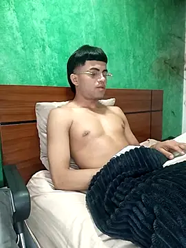 pinedasex777 online show from 12, 10, 2025