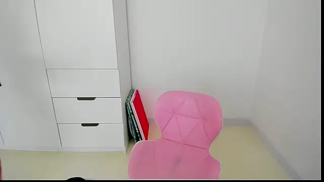 Snapshot of MiaStripDance chatting on 10, 2, 2025 MiaStripDance online show from 10, 2, 2025