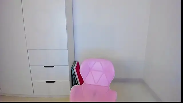 Snapshot of MiaStripDance chatting on 7, 2, 2025 MiaStripDance online show from 7, 2, 2025