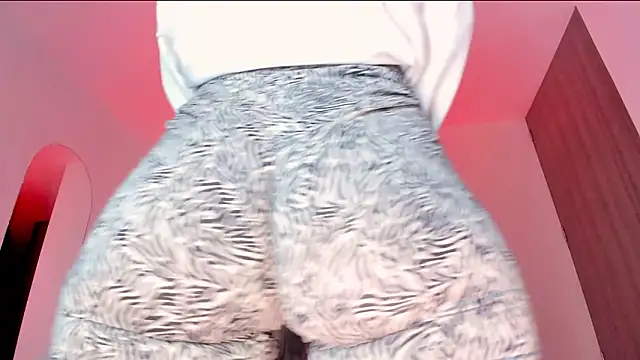 angiebutt online show from 25, 3, 2026