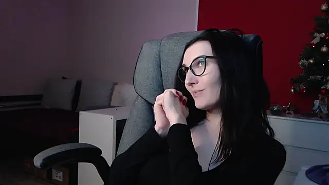 Alina Lamour online show from 16, 12, 2024