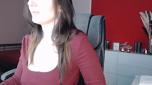 Alina Lamour online show from 28, 2, 2026