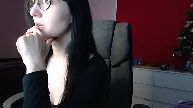 Alina Lamour online show from 16, 12, 2024