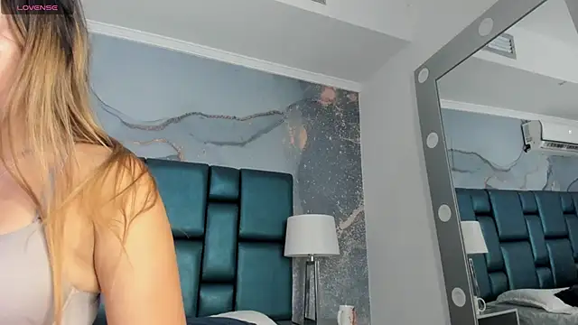 Vivi prinncess online show from 18, 9, 2025