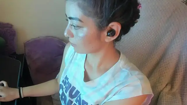 Sammysammy  online show from 19, 11, 2025