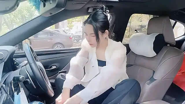 orla2021 online show from 4, 1, 2025