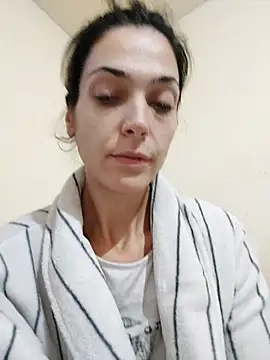 JoLeNe27 online show from 5, 10, 2025