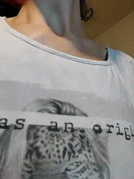 JoLeNe27 online show from 10, 10, 2025