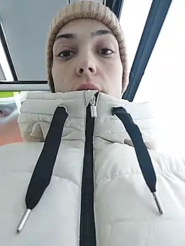 JoLeNe27 online show from 8, 1, 2026