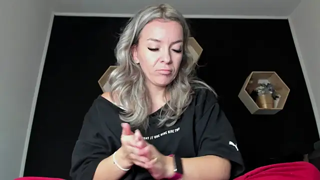 Alesys69 online show from 30, 10, 2025