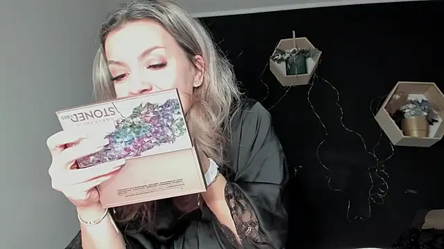 Snapshot of Alesys69 chatting on 4, 2, 2026 Alesys69 online show from 4, 2, 2026