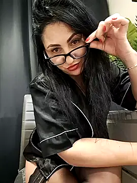 charrlote love online show from 4, 2, 2025