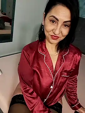 charrlote love online show from 2, 3, 2026