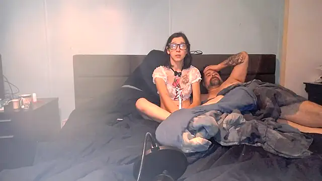 babbygirl94 online show from 6, 11, 2025