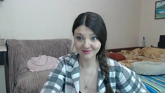 SugarTati online show from 1, 2, 2025