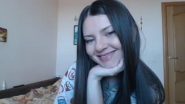 SugarTati online show from 7, 6, 2026