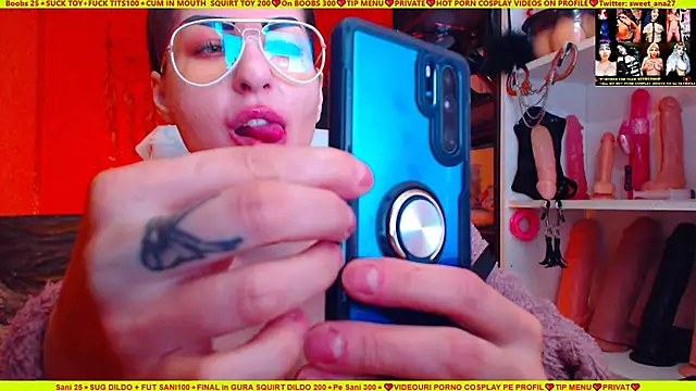 cuminmenowbbyx online show from 14, 12, 2025