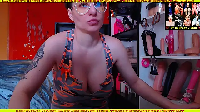 cuminmenowbbyx online show from 15, 3, 2025