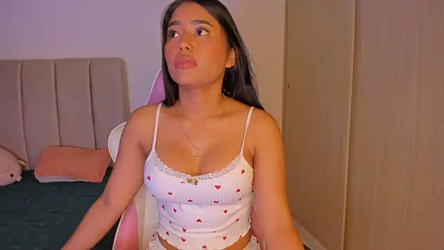 Snapshot of isa_bunny chatting on 3, 3, 2026 isa bunny online show from 3, 3, 2026