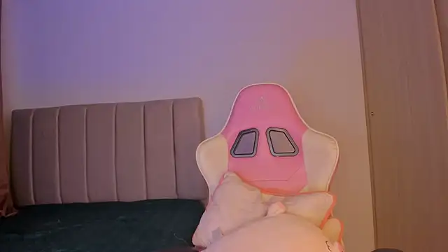 Snapshot of isa_bunny chatting on 20, 2, 2026 isa bunny online show from 20, 2, 2026