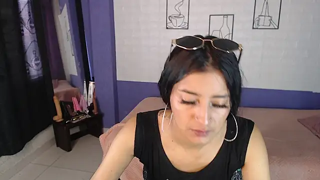 skinny Yizz online show from 12, 5, 2026