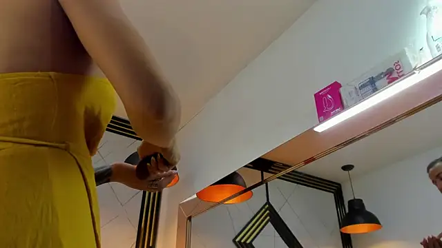 Leisygirl online show from 1, 4, 2026