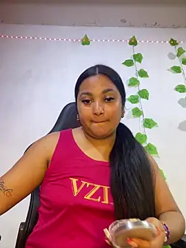 shayna all online show from 28, 3, 2026